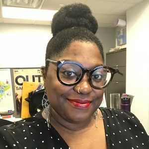 Meet your Posher, Adjoa